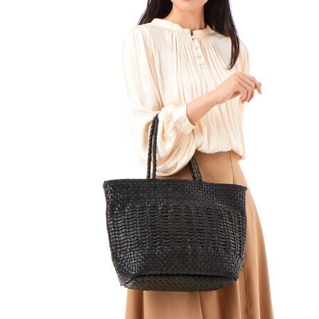 [^:80-00-00201]yP perche / vbV҂݃g[gLfUC|Cgõi`U[ЂƂЂƂ҂݂ŕ҂ݏグnhNtgՂ̃g[gobOłB肵_炩ȕi`ȕ͋CłBA4pTCYŌꂪł̂Œʋ΂ɂ߂̃U[bVg[głBAeVȄi͖{vgpĂ܂B{v̓㐅G(JAȂ)▀CŐF܂BWF̂mƂ̑gݍ킹͂TB܂AF̍ۂɎgp̂ɂcꍇ܂BCɂȂꍇ͈xAꂽłgpBẼLYV~EV͂ǂĂȂׁAVRfނȂł͂̕ƂĂ𒸂܂悤肢\グ܂BEỉ摜͌̏Ǝ˂pxAp̃j^[uEUɂƐFقȂꍇ܂BEtH(^bNJ[jɂĐtH͐FĂȂC̏Ԃ̔v֐𐁂tĒFfނłB̈׌pIȂgpɂAv̕\ʂCv̒n͔̓邱Ƃo܂BɖCAAR[ŉt̕tɂӉBĂ܂F͏CƂȂĂ܂̂ŁAߑOɂ̓_A肢܂BiڍׁyTCYzF42 27  F26.5  }`F14   nhオF20y|PbgzOF0 F3yJ@z}Olbgyd(g)z660yfށzvyYzChlVA y艿z26,400~(ō)A4pFz(10cm~20cm)F500ml{gFuhRZvg-- perche / yP --percheiyPjyPƂ̓C^AŁuȂ?vuǂ?v̈ӖBW̑fނƂ̏o؂ɂAɋĒobOAvWJĂ܂BîCɓo^肢܂yJ[gɓz̃n[g}[NNbNēׂ⃉Xg1_̂m点AZ[Ȃǂ̂m点󂯎邱Ƃł܂L̕iԂ\tBiԁF80-00-00201obO g[gobO bV U[ {v ʋ ʊw fB[X l JWA ArI unbillion 800000201