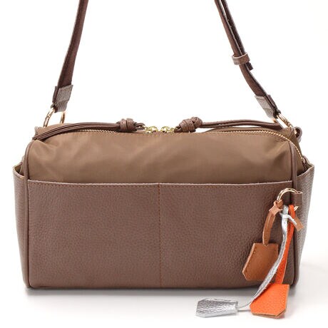 [^:80-00-00271]yP perche / v~iC`FWxgL[`[V_[fUC|CgvƃiC̑gݍ킹AȂyʂȃNX{fBobOBWƂL[`[ƃAj}̃V_[fUC|CgɂȂĂ܂BV_[Xgbv̓x[VbNȊv^CvtĂĕtւ邱ƂŃC[W`FW邱Ƃł܂BJ̗ǂɊJt@Xi[dlŒg₷o₷̂|CgBzA500ml{gA|[`Ȃǂ̂ŕig͂Asɂd󂵂BAeVȄi͖{vgpĂ܂B{v̓㐅G(JAȂ)▀CŐF܂BWF̂mƂ̑gݍ킹͂TB܂AF̍ۂɎgp̂ɂcꍇ܂BCɂȂꍇ͈xAꂽłgpBEỉ摜͌̏Ǝ˂pxAp̃j^[uEUɂƐFقȂꍇ܂BEtH(^bNJ[jɂĐtH͐FĂȂC̏Ԃ̔v֐𐁂tĒFfނłB̈׌pIȂgpɂAv̕\ʂCv̒n͔̓邱Ƃo܂BɖCAAR[ŉt̕tɂӉBĂ܂F͏CƂȂĂ܂̂ŁAߑOɂ̓_A肢܂BiڍׁyTCYzF26  F15  }`F10   V_[FvV_[@40-88@e[vV_[67-110y|PbgzOF4 F2yJ@zt@Xi[yd(g)z440yfށzvyYzy艿z14,960~(ō)A4pF~z(10cm~20cm)F500ml{gFuhRZvg-- perche / yP --percheiyPjyPƂ̓C^AŁuȂ?vuǂ?v̈ӖBW̑fނƂ̏o؂ɂAɋĒobOAvWJĂ܂BîCɓo^肢܂yJ[gɓz̃n[g}[NNbNēׂ⃉Xg1_̂m点AZ[Ȃǂ̂m点󂯎邱Ƃł܂L̕iԂ\tBiԁF80-00-00271obO V_[obO NX{fB iC 2EFC U[ {v fB[X l JWA ArI unbillion 800000271