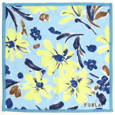 [^:2182690008]炩ȕMgŕ`ꂽԕ̓j[NȃJ[ÖꖇłB[FURLA]usAAVvAVbNARe|[vƂRZvĝƁAFURLA͗h邬Ȃuhc[ƍŐ[̃t@bVƂ_Ci~bNȃAv[`ŁA₦ԂȂiĂ܂B