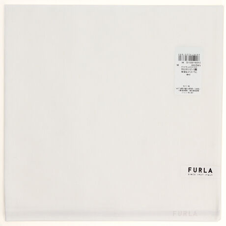 [^:2183060003]mO̒ɃN}`[tVѐŜfUCBw̃CƃS̃ANZgJ[Ă܂B[FURLA]usAAVvAVbNARe|[vƂRZvĝƁAFURLA͗h邬Ȃuhc[ƍŐ[̃t@bVƂ_Ci~bNȃAv[`ŁA₦ԂȂiĂ܂B