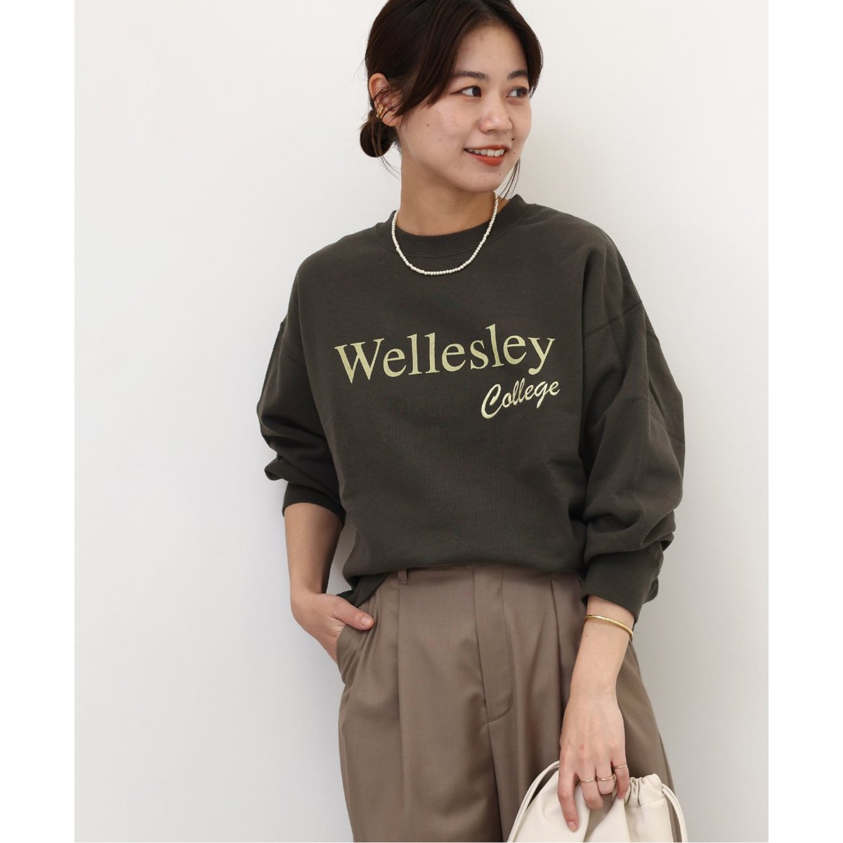Wellesleyロゴスウェット | ジャーナルスタンダード レリューム