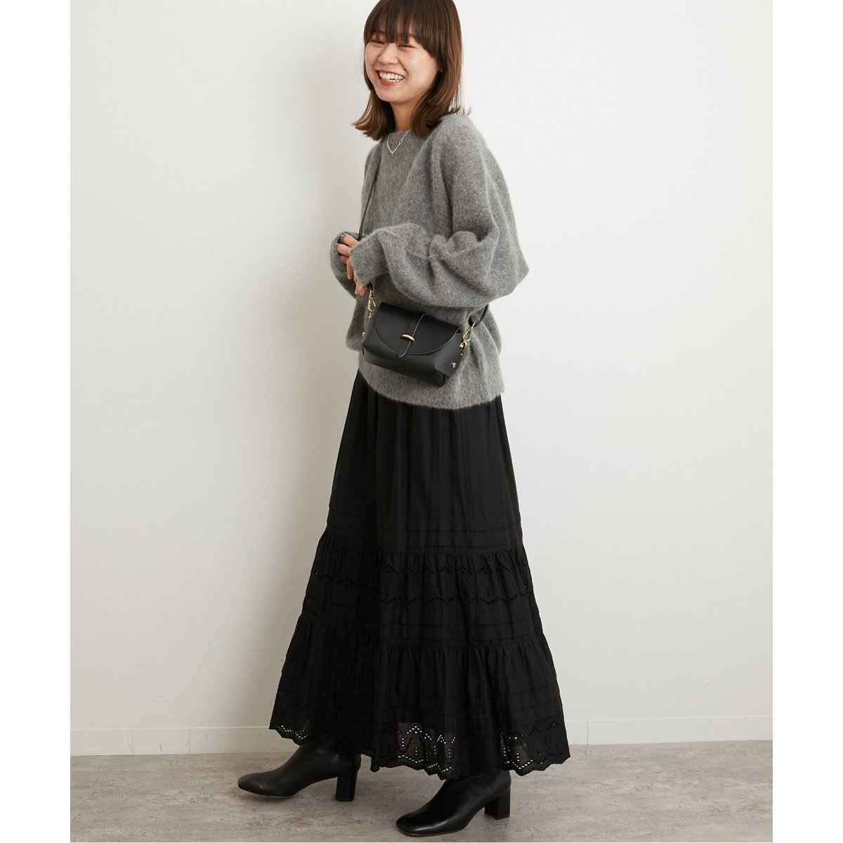 □《追加》コットンボイルタック刺繍ロングスカート