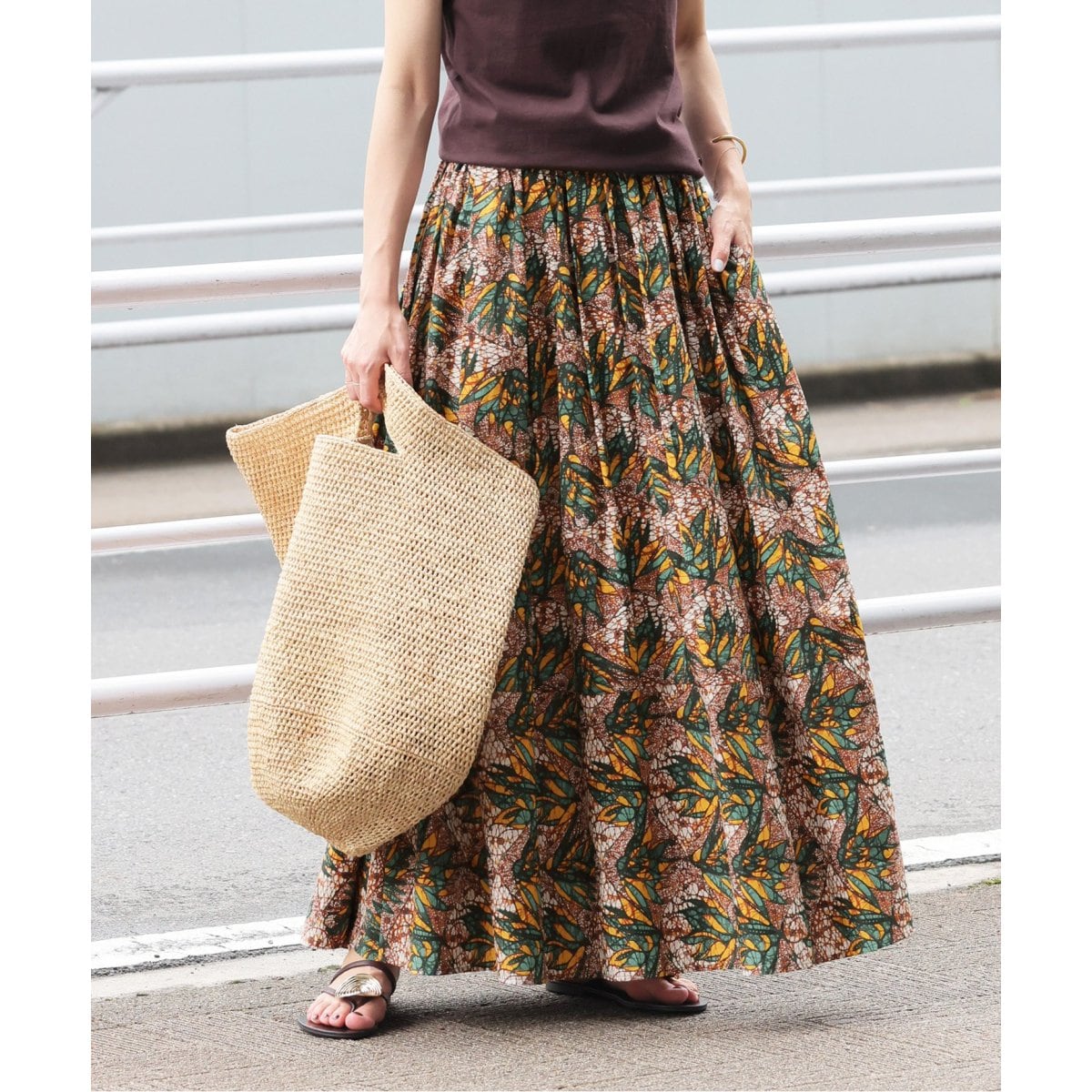 【2024SS】relume アフリカンプリントスカート オレンジ JOURNAL STANDARD relume LADYSのコーディネートスナップ