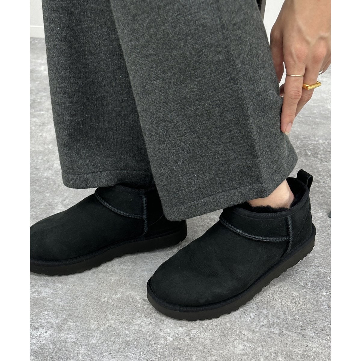 追加》【UGG/アグ】CLASSIC ULTRA MINI：ショートブーツ 1116109 BLK | ジャーナルスタンダード  レリューム(JOURNAL STANDARD relume) | マルイウェブチャネル