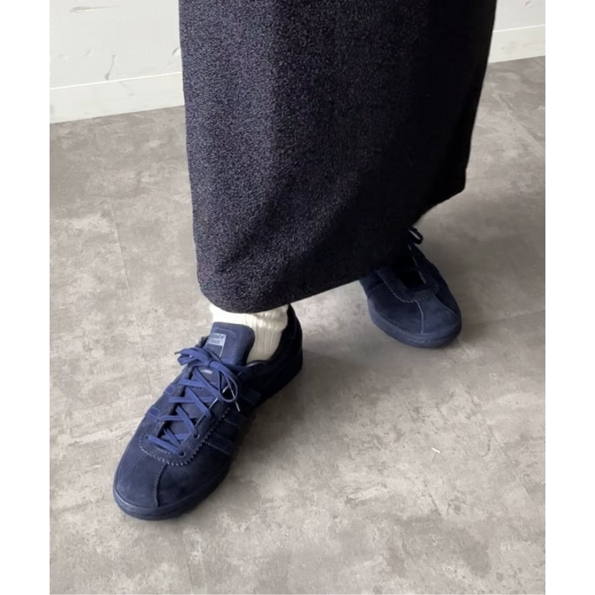 adidas Originals】TOBACCO：スニーカー JR2743 | アディダス