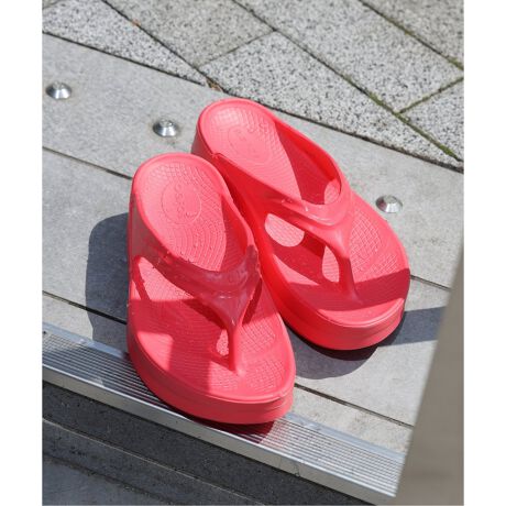 [^:25093463003210]y2025SSzJOURNAL STANDARD relumẽNGXg肪Ƃ܂IID]ɂǉYIi24093463004410̒ǉiłBsx[Wt͋i24093463004410́suE BtƓFłBssNt͐VFłB኱̎dlύXꍇ܂BiԂ͂łɓX܂ɓׂĂiԂƁAח\̕iԂ݂ČfڂĂ܂B݌ɐ͓X܂ɂ₢킹܂BiԂ萶YύXɂȂĂ܂BK̑lCT_GoIfUCƋ@\˔X|[cT_𑽐WJOOFOSANlCߔMOOmegaNēoI郂f̒łAX^CbVȌfUCŃghڂOOmegaBQ̈芴m炸ȗSn͖gȂꑫłuhŉLiԂ̂pӂ܂BsǉtyOOFOS/E[tHXzOOriginalFT_iiԁF25093463003310jyOOFOS/E[tHXzOomega OoahhFT_iiԁF25093463003410juhS}[NɊւĐYbgɂ胍S}[NĂ̂ƂĂȂ݂̂Ă܂SĐKiƂȂ܂Bi͂Iт܂B\߂ByOOFOS/E[tHXz2011NčE}T`[ZbcBɂĒaJo[V[YuhBňCElEꗬ̃AX[gIg[i[\Axe̊J`[ۂƂȂĖ2.5N̍Ό̂SVJo[T_B]̈ʓIȃV[Y͒nʂƎdɂՌAG⍘Ȃǂւ̕SƂY݂ȀՌzn鎞̏Ռył̂łȂƎs낵iɐ܂BTCYɂĕД̔TCYF[J[TCY23(230)FW624(240)FW725(250)FW8J[ɂĕД̔J[F[J[J[ubN(001)FBLACKx[W(027)FNOMADsN(063)FNEONBERRY舵ɂẮAiɂĂi\łmFBƖ̊֌WɂAۂFČꍇ܂B܂p\REX}[gtHȂǂ̊ɂA኱iƉ摜̃J[قȂꍇ܂B\߂Bi̐F́AiAbv摜QƂB