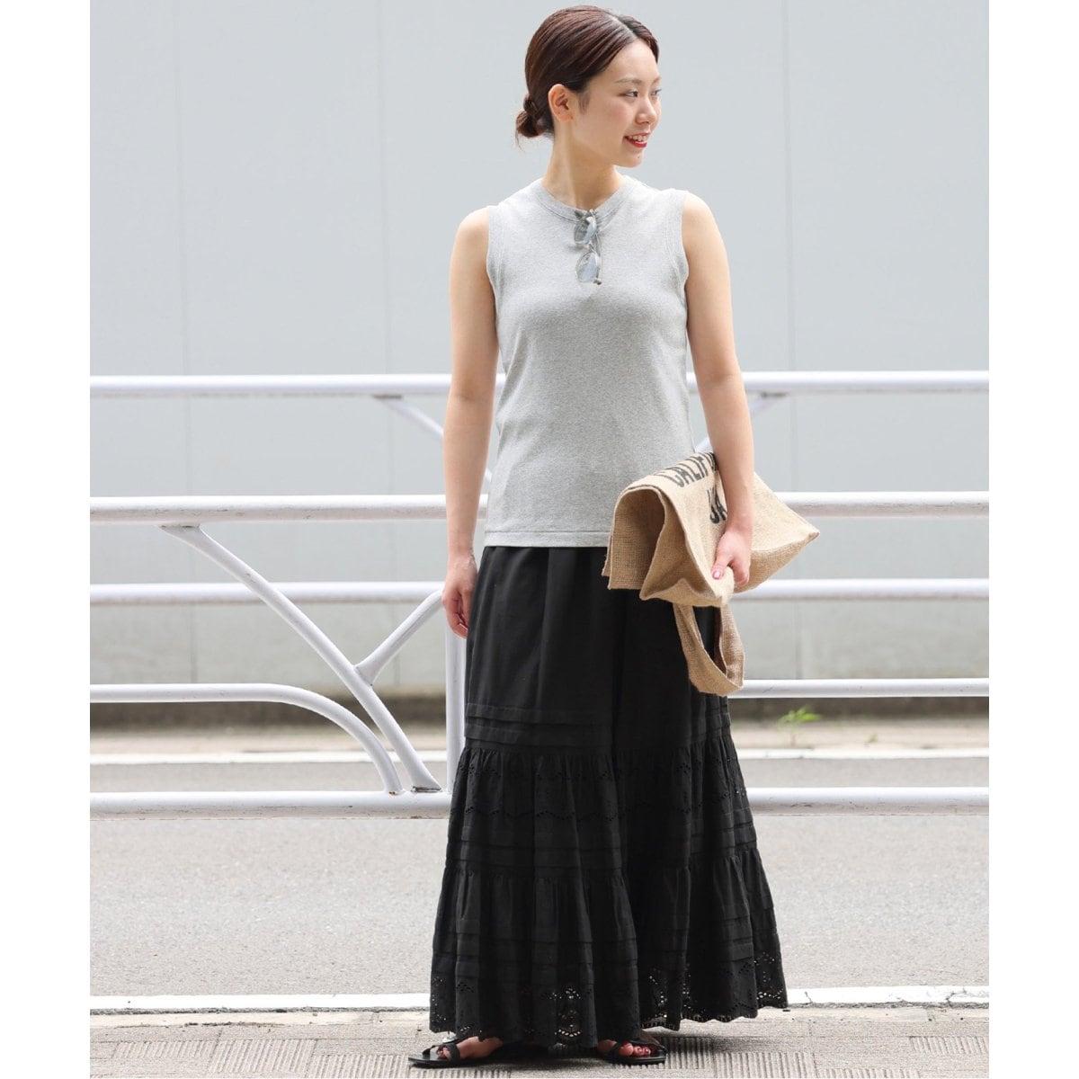 WEB限定追加予約》コットンボイルタック刺繍ロングスカート
