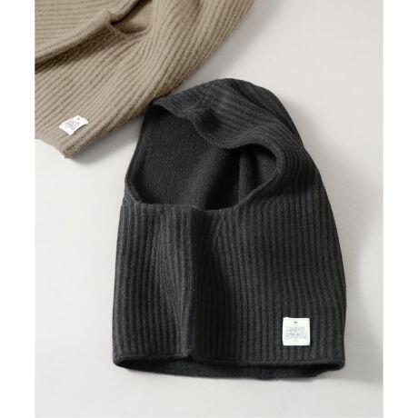 [^:25095464300030]HAMILTON KNIT GARTER BALACLAVArelumeԂ́hn~gE[hV[YoNoNoIACeƂăAEghAV[ł͒Ԃ̃oNoArelumeԂ́un~gYE[vō쐬܂B`肪ƕ̂ŖhACeƂĂ͂AlbNEH[}[̂悤Ɏ񌳂ɍ킹AJo[ƐFXȒ\Bhƃt@bV˔EB^[ObYƂĂ߂łI