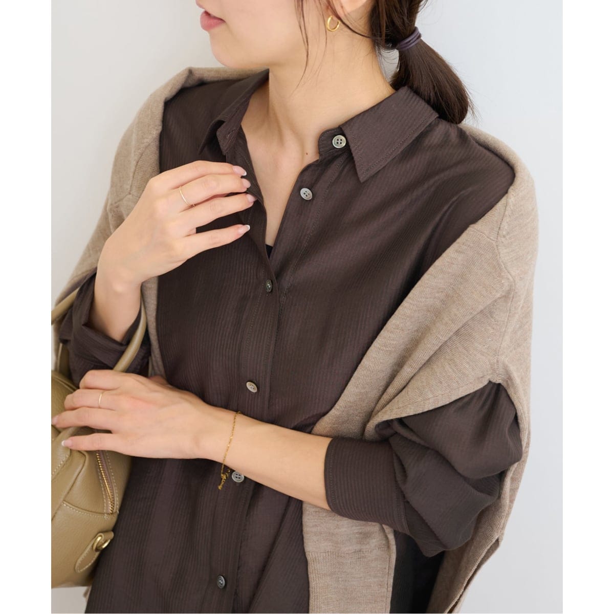 ☆イエナ☆サテンストライプシャツ　ナチュラル　新品！ サテン ストライプ シャツ（シャツ／ブラウス）｜IENA（イエナ