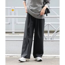 ジャーナルスタンダード レリューム(JOURNAL STANDARD relume)の《追加予約》ストレッチブラッシュタックパンツ