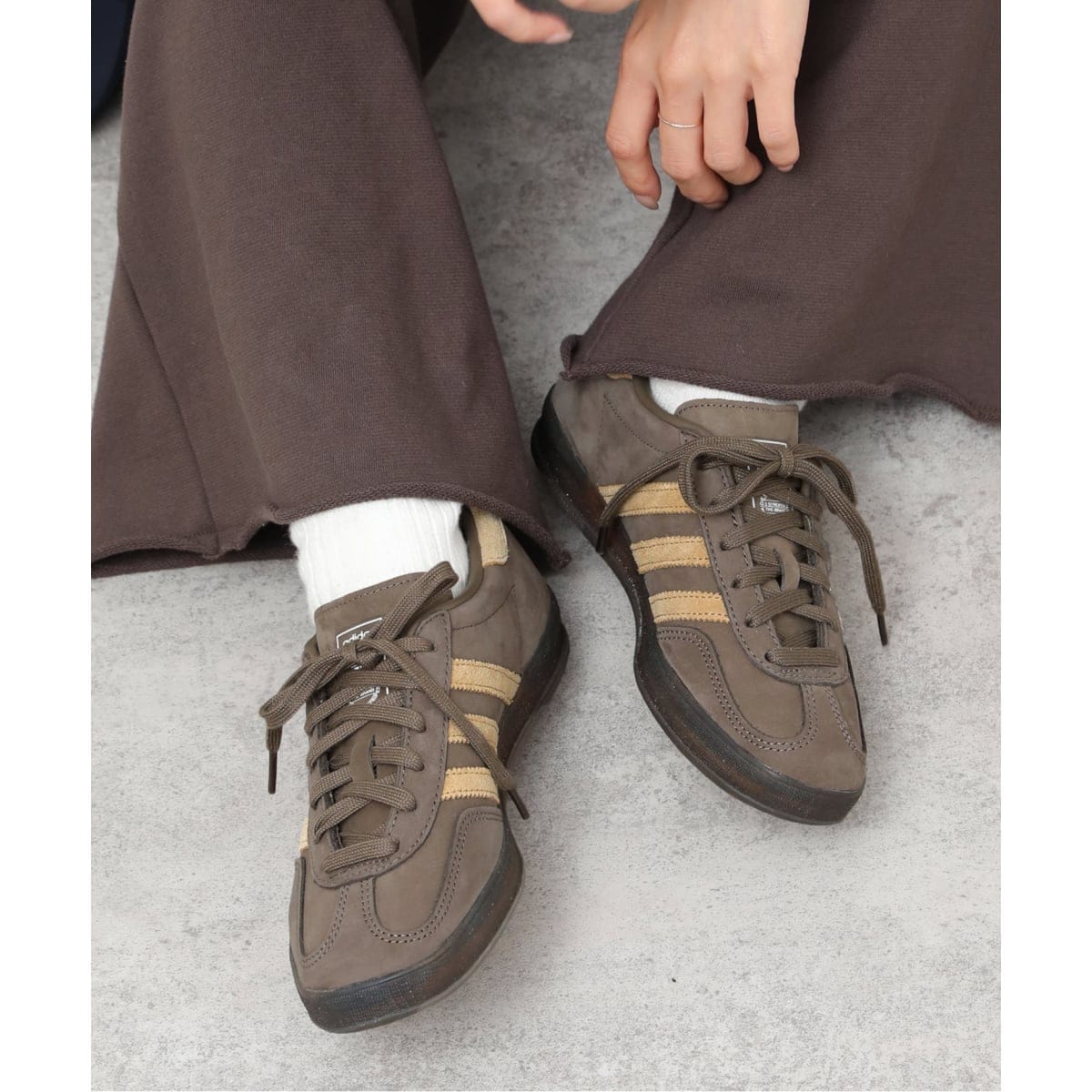 [}C]yadidas originalszGAZELLE INDOORFXj[J[ JQ8386/ JQ8/W[iX^_[h [iJOURNAL STANDARD relumej uE