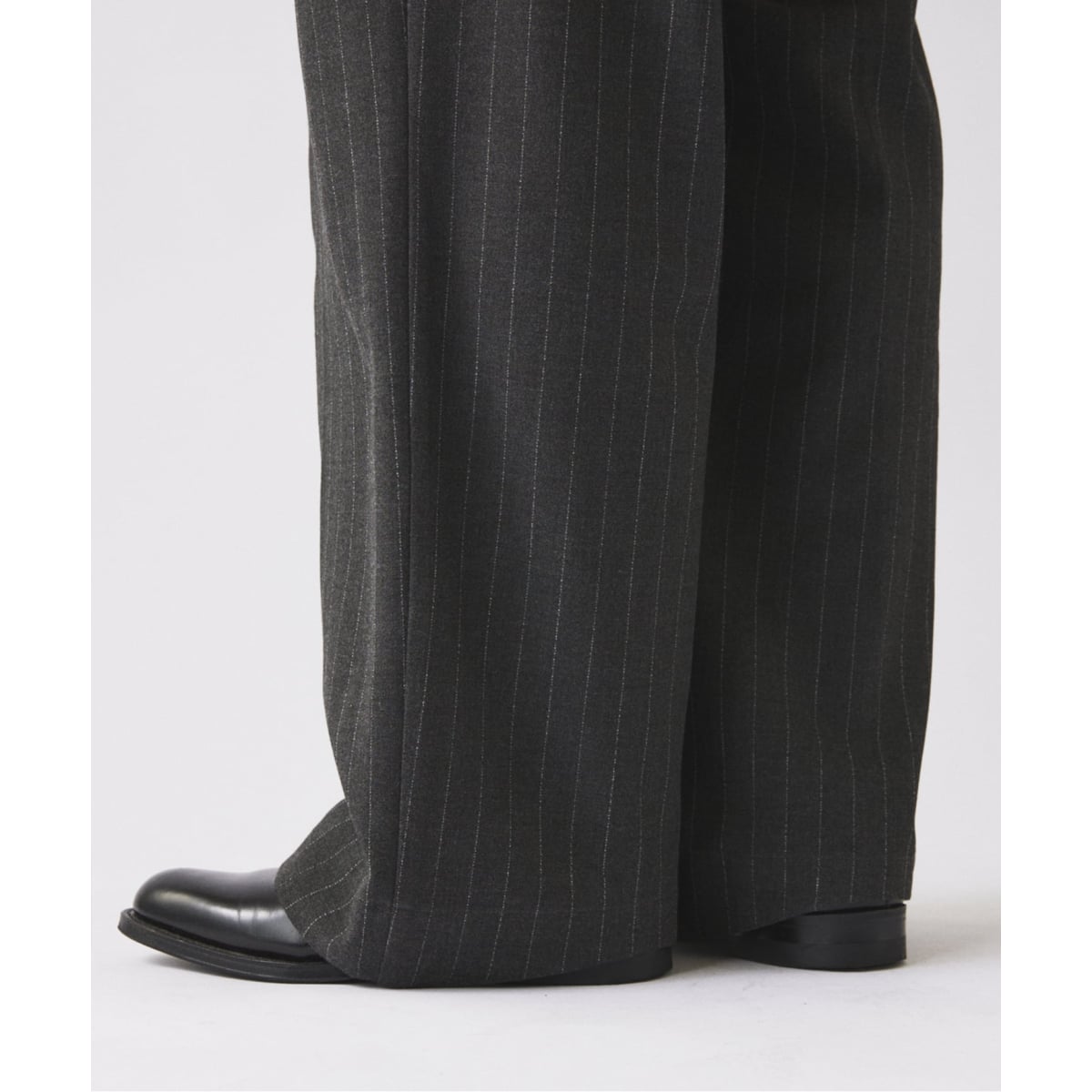 ヒールカット ルーズ ストライプ スラックス | ジャーナルスタンダード