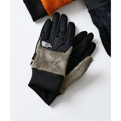 [^:26090465000110]萔ʂɒBAߐ؂ƂȂ܂THE NORTH FACE DENALI ETIP GLOVE[J[iԁFNN62522ЃJ[F[J[J[ubN(001)FubN(K)x[W(027)F}bV[(MR)IW(070)FIW(YO)ЃTCYF[J[TCYL(804)FLX}[gtHȂǂ̃^b`pl삪łAt[XO[uBfނ́AyʂŕۉɗDĂu|[ebNo[T~bht[Xv̗pB̂Ђ畔́A~߂̃VRvg{Sʃ^b`XN[Ή̃t[XzĂ܂B̓tBbgƔG߂Xpt[XŁAۉ͂BtHȂǂ̔V[Ył͕ۉO[uƂĂ̒P̎gp͂̂ƁA~ɂ͖hAE^[O[ũCi[ƂĂLpł܂BFabric\nPOLARTEC Versa Midi|GXe97A|E^3jdt[Xi|GXe94A|E^6j񁄃Xpt[Xi|GXe94A|E^6jFunctionXgb`̍t[X̗p^Sʃ^b`XN[ΉyTHE NORTH FACE / U m[XtFCXz1968NɃTtVXRŎYグTHE NORTH FACÉAȃ[J[łA܂ȂiȃX[sOobOɂ荂Ml܂Bȍ~AX[sOobOEFAAegAobOȂǂ̐iÂʂāAAEghǍE_߁AuR͕킷̂ł͂ȂARɑ݂镡̌̑ݍp𒲐A܂łɂȂV@\ov@t[''fUCTCGX''̗ÓAľoc҂Ɏ󂯌pA܂uh̍ɑÂĂ܂ByӎzE摜̏i̓TvłBۂ̏iƎdlAH኱قȂꍇ܂BETCY\L͂܂ŖڈƂȂ܂BE׏󋵂ɂA͂\肪Oシꍇ܂BEqlւ̔X̔xꍇ܂BEǉYíAꕔ̓X܁Aʔ̂Ŕ̔̏ꍇ܂B\߂B