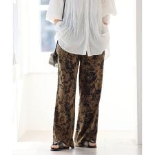 《WEB限定追加予約》コントラストフラワープリントパンツ