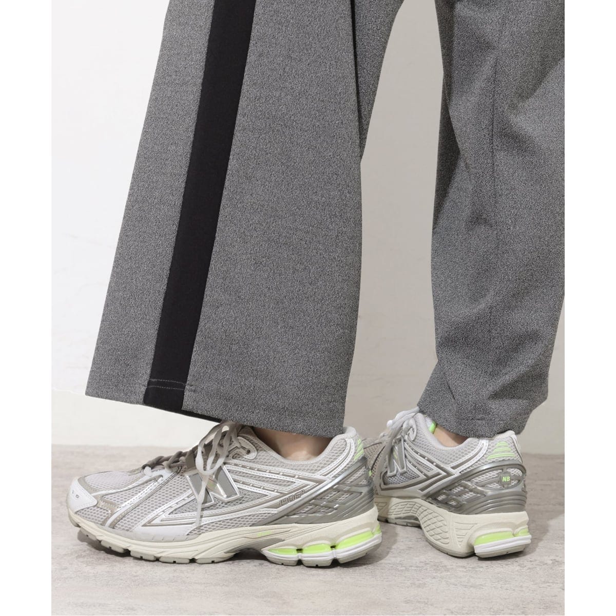 [�}���C]�s�\��t�yNEW BALANCE/�j���[�o�����X�z1906R�F�X�j�[�J�[/�W���[�i���X�^���_�[�h �������[���iJOURNAL STANDARD relume�j �V���o�[