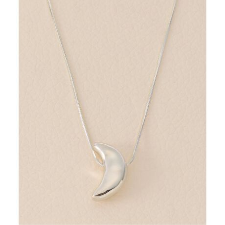 Le Chic Radical/ルシックラディカル】 Half Moon Silver Penda 