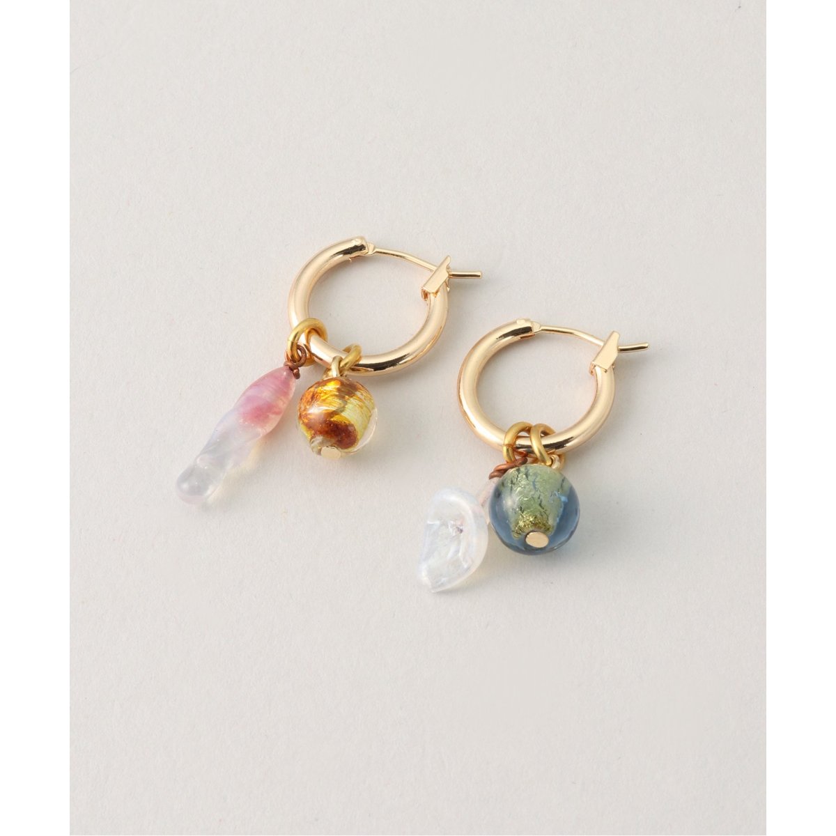 シシジョイア　フラワーガラスピアス 美品】SISI JOIA シシジョイア フラワーガラスピアス - メルカリ