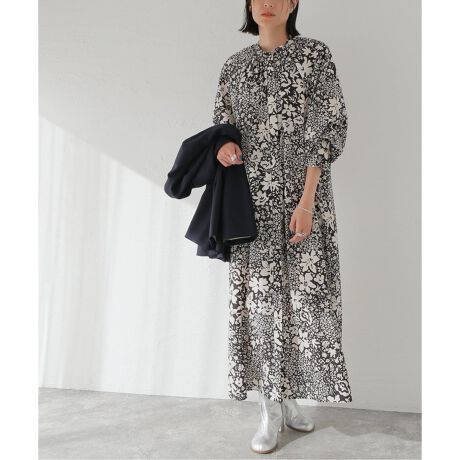 モノトーンランダムフラワーワンピース | ジャーナルスタンダード  