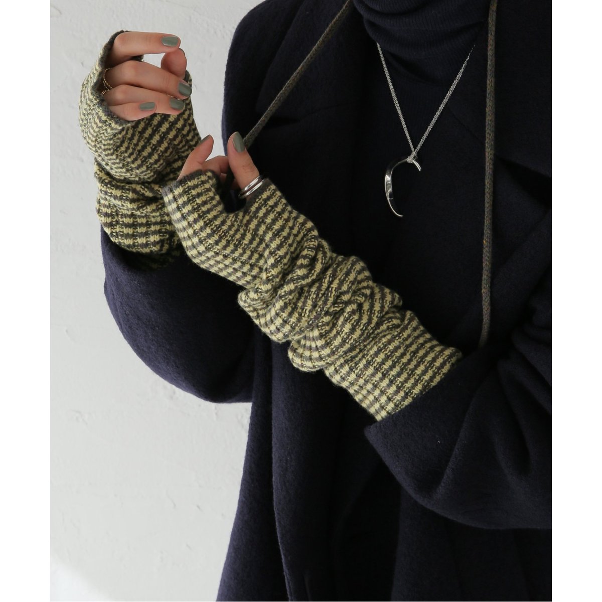 INSCRIRE　アンスクリア　別注 カシミヤ ネックウォーマー INSCRIREから初の別注アイテム/ネックウォーマー発売！ / スタッフ