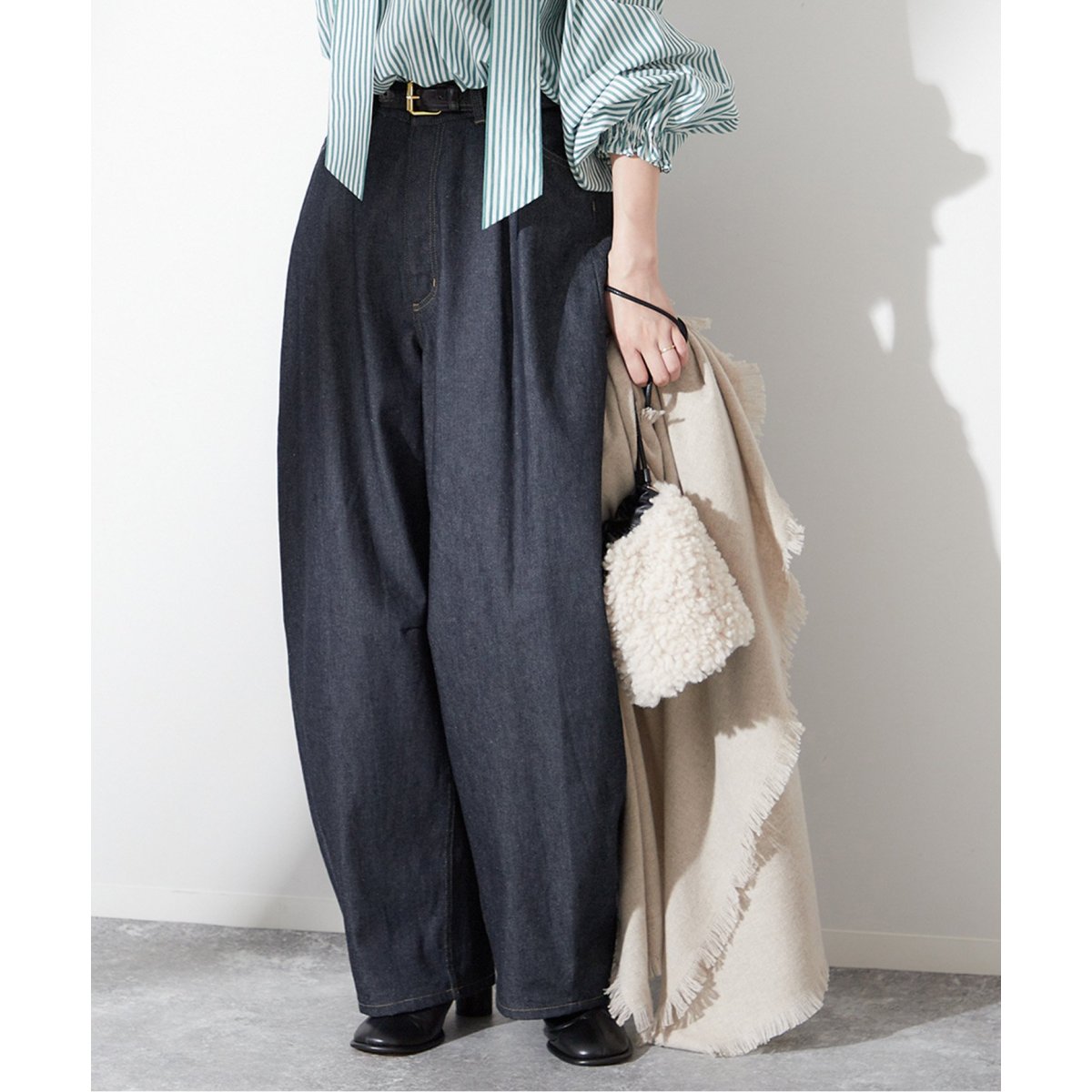 9/30まで！限定価格定価　レサージュ　デニムカーブパンツ　38　М　日本製 デニムカーブパンツ | ジャーナルスタンダード レサージュ