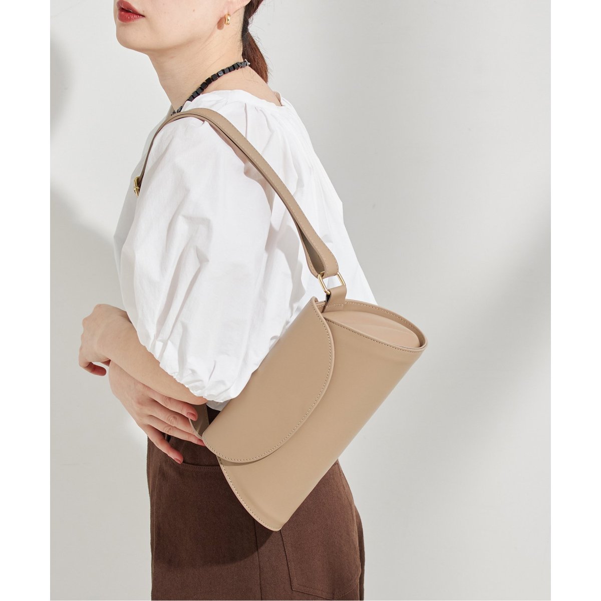 INES BRESSAND/イネス ブレッサンド】MEDIUM WALNUT：ショルダー