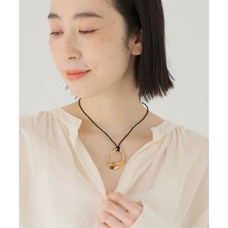 [^:25091380002010]y2025 SSzJOURNAL STANDARD L'ESSAGEyAGMES/AOXzn̐ElɂĎƂŐݏoȐ③`̔́A_A[ĝ悤ȘȂ܂BVvȂЂ˂̌fUCŁAǂ̂悤ȃV[ł􂷂邱ƊԈႢȂ̃WG[łB舵ɂẮAiɂĂi\łmFBƖ̊֌WɂAۂFČꍇ܂B܂p\REX}[gtHȂǂ̊ɂA኱iƉ摜̃J[قȂꍇ܂Bi̐F́AiAbv摜QƂB[J[iԁF3501GOLDVERMEILJ[ɂĕД̔J[F[J[J[S[hi090jFGOLDVERMEILTCYɂĕД̔TCYF[J[TCYt[TCYi009jFOS