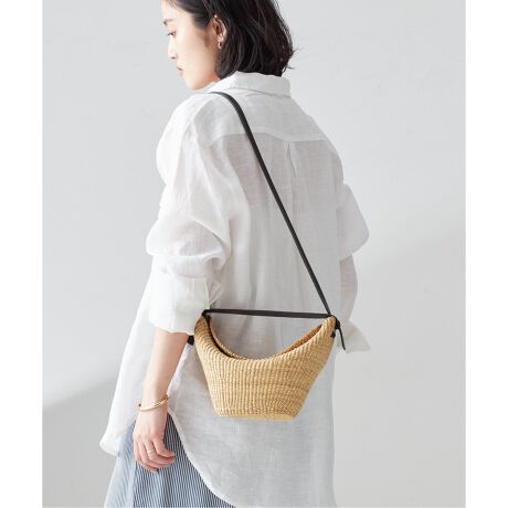 [^:25092380002810]y2025 SSzJOURNAL STANDARD L'ESSAGEyINES BRESSAND/ClX ubThz2018NInes BressandX^[guhBwAKAMAExƓǂłoXPbgV[ÝA`IȃNtg̋ZpƃRe|[Ȏ_|킹NG[VĂ܂BK[i̐ElƑfނZ@ɌȂAɂIuWFCXs[V󂯍\zIȔVGbg͍ĂuhłBi24092380002910̒ǉiłB኱̎dlύXꍇ܂BiԂ͂łɓX܂ɓ׍ς݂łB݌ɐ͒ړX܂ɂ₢킹܂B舵ɂẮAiɂĂi\łmFBƖ̊֌WɂAۂFČꍇ܂B܂p\REX}[gtHȂǂ̊ɂA኱iƉ摜̃J[قȂꍇ܂Bi̐F́AiAbv摜QƂB[J[iԁFN.35(S)TCYɂĕД̔TCYF[J[TCYt[TCYi009jFFJ[ɂĕД̔J[F[J[J[i`i016jFNATURAL*BLACKYɂĂ̏íA{fB[̃EB[rOFK[iAU[[NFtXƂȂ܂B