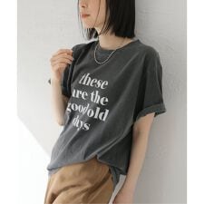 【THESE ARE~】Tシャツ