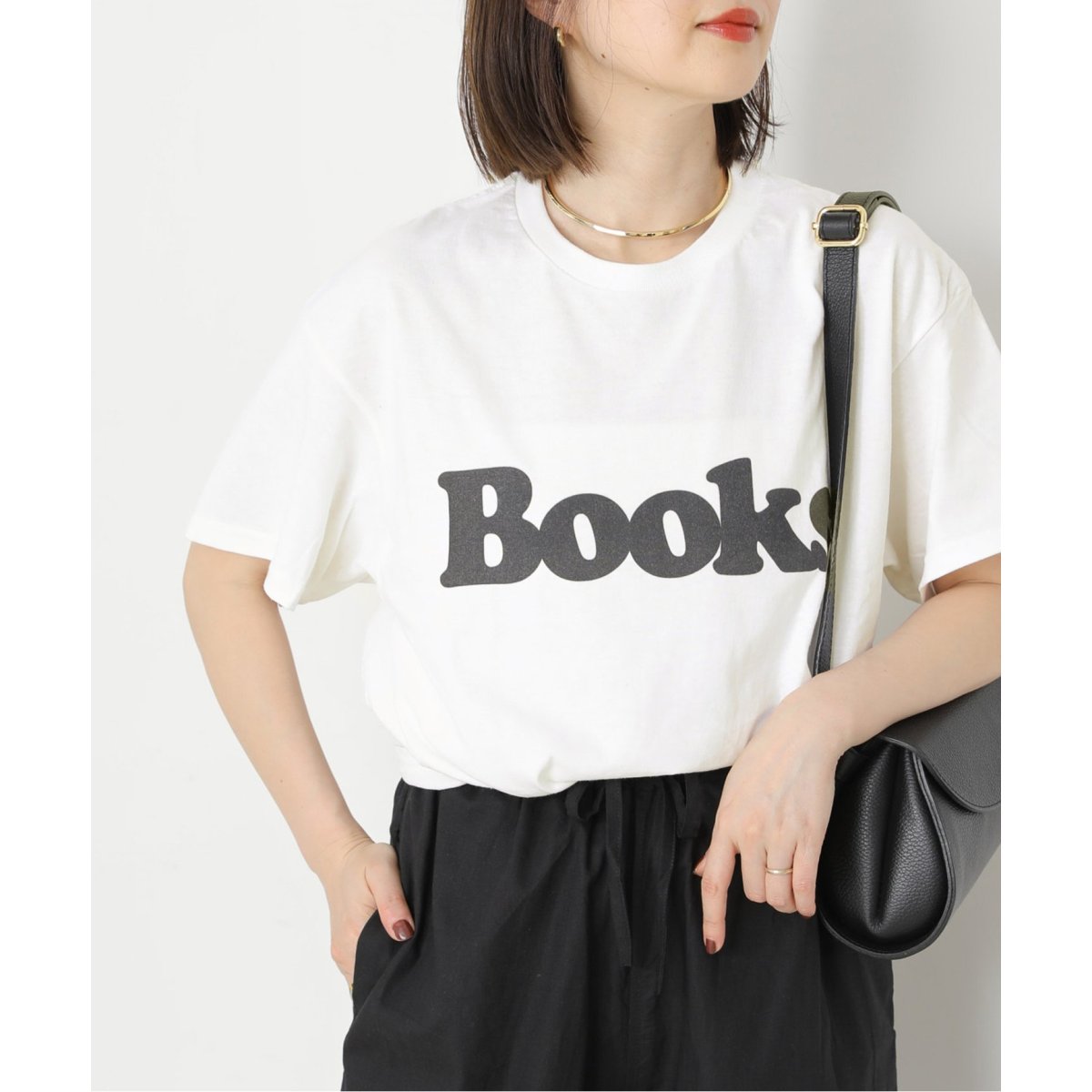 HONG KONG NEON T-SHIRT・WHITE | ミューア(MYUUA) | マルイ