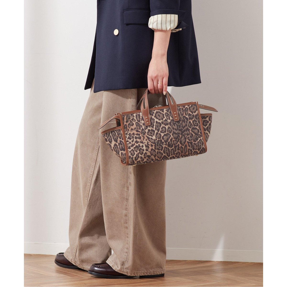 Plage INES BRESSAND 別注 HARICOT バッグ 新品 一部別注】INES BRESSAND HARICOT Bag｜トゥモローランド 公式通販