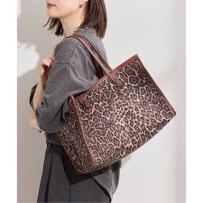 《予約》WEB限定《別注》【A VACATION】CLUB BAG L BROWN LEO：トートバ