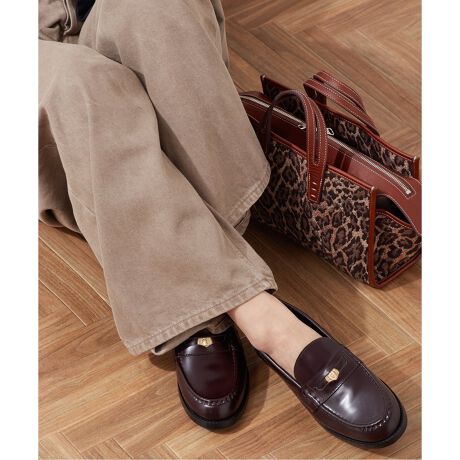 [^:25093380001930]y2025 AWzJOURNAL STANDARD L'ESSAGED][t@[̃uEJ[oI\[ʒLfESSAGẼACeB{[̂\[AX^COȂꂽ͋CɎdグĂ܂BŵӁtŃRCia1.5cm)܂Bb̃̕XbgɓꂽAD݂łp܂ByCAMINANDO/J~ihz2008Nɒa{̃V[Yuh BnCEli邱̃t@Ng[̒AffUCɍ킹AłKt@Ng[I肵YsĂ܂B[J[iԁFޯALOMOND TOE PEJ[ɂĕД̔J[F[J[J[uEi020jFBROWNTCYɂĕД̔TCYF[J[TCY6TCYi600jFUS67TCYi700jFUS78TCYi800jFUS89TCYi900jFUS9舵ɂẮAiɂĂi\łmFBƖ̊֌WɂAۂFČꍇ܂B܂p\REX}[gtHȂǂ̊ɂA኱iƉ摜̃J[قȂꍇ܂Bi̐F́AiAbv摜QƂB