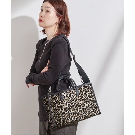 [^:25092380005930]y2025 AWzJOURNAL STANDARD L'ESSAGEL'ESSAGEWJ̃XyVfB̂߂Ɉꂩ琻삵IWi̕\ńAL'ESSAGE̐Eς𒚔JɗƂ񂾓ʂȕBNVJłȂ烂_ȃ[hZAX^CÕANZgƂđ݊܂B[͂ƌy˔ṕBg͂ACxgV[ł􂷂ACełBł͎ɓȂAL'ESSAGĚobOЂy݂ByA VACATION/A @P[VzwA @P[Vx͑ZNgVbv̌ANZT[oC[ł鐁юɂobOuh2018NH~X^[gBƋƂobO[J[AcfނtɐG@ARƎg̃uhn߂邱ƂɂȂ܂But@bV̈ꕔƂāAmƂ̃X^COɎRɐȂ킹obORNV肽BvɂƂĎg肪ǂ@\TCYȂAU؂ƃfBe[gďIɃobOdグĂ܂Bn̐Eli{̃NIeB[́AmfUC悤ȖzȃACfBAiɎdグĂ܂B舵ɂẮAiɂĂi\łmFBƖ̊֌WɂAۂFČꍇ܂B܂p\REX}[gtHȂǂ̊ɂA኱iƉ摜̃J[قȂꍇ܂Bi̐F́AiAbv摜QƂB[J[iԁFA64-LTCYɂĕД̔TCYF[J[TCYt[TCYi009jFFJ[ɂĕД̔J[F[J[J[O[x[Xi187jFKHAKI LEO