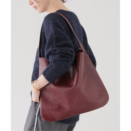 [^:25092380001230]y2025 AWzJOURNAL STANDARD L'ESSAGEyʂŃ~j}ȃg[gobOB̖ÓApE}nɂuh͓̊X̏ZɗRĂ܂Bfނɂ́AC^AỸxW^u^jU[gpBRȉƂȂ₩͂ŁAgނقǂɐ[݂̂Fւƕω܂B]vȑrVvȃfUĆAIEIt킸^CXɈpłiłBBONASTREi{iXgj2011NɃtXEpŒaU[uhBfUC͌zHƃfUC璅z𓾂ĂAVvłȂ璤IȃtHǋBWF_[ghɂƂȂ^CXȃX^CĂĂ܂Bi̓XyC암EuP̍H[ŁA𒴂Ď󂯌pElZɂĈ__nhChBgp郌U[́AXyCY𒆐SɃ[bp̏㎿ȑfނIAxW^u^jŒJ₳ꂽ́Bgނقǂɐ[݂𑝂FƎ͂łBBONASTRẼobÓA@\Ɣ˔sIŐꂽfUCBߏȑrA{˂l߂~j}ȃX^ĆAɎRƗn݂Ȃ݊܂B舵ɂẮAiɂĂi\łmFBƖ̊֌WɂAۂFČꍇ܂B܂p\REX}[gtHȂǂ̊ɂA኱iƉ摜̃J[قȂꍇ܂Bi̐F́AiAbv摜QƂB[J[iԁFBN 178TCYɂĕД̔TCYF[J[TCYt[TCYi009jFFJ[ɂĕД̔J[F[J[J[bh(060)FSHINY FUOCO