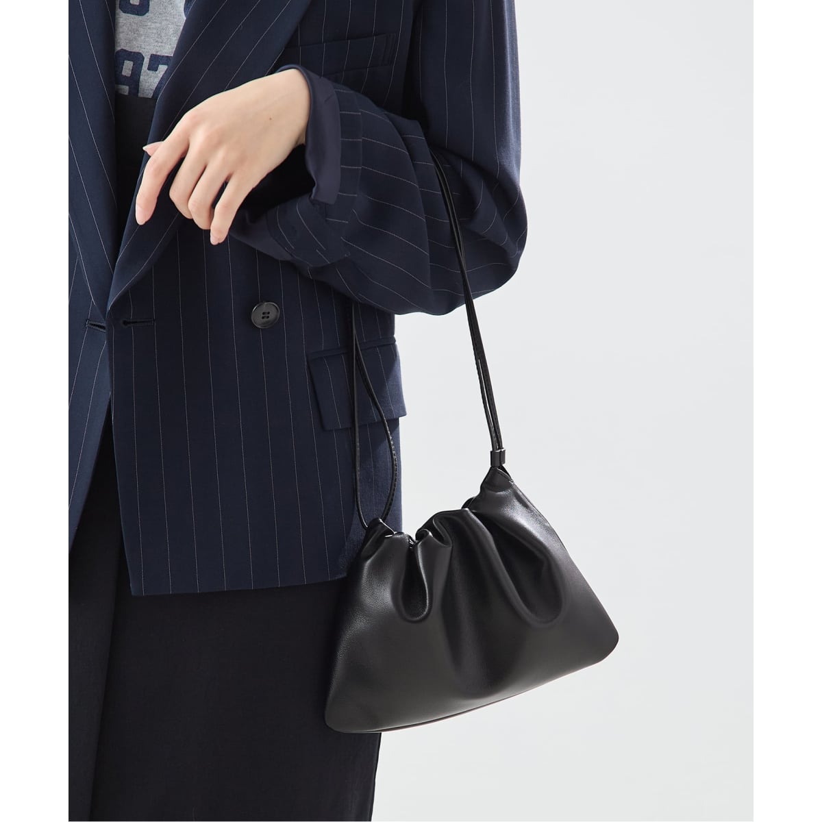 NOTHING WRITTEN/ナッシングリトゥン】NELLA STRAP BAG：バッグ