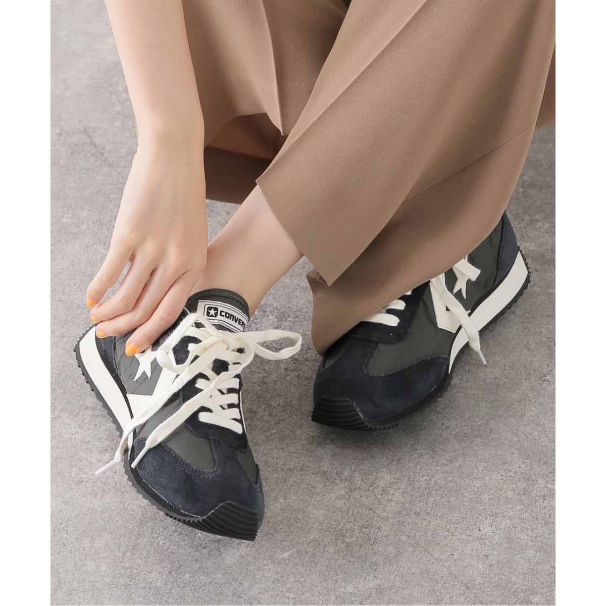 [�}���C]CONVERSE/�R���o�[�X STFIRE AG �X�j�[�J�[ 33702483/�W���[�i���X�^���_�[�h ���T�[�W���ijournal standard L'essage�j �u���b�N