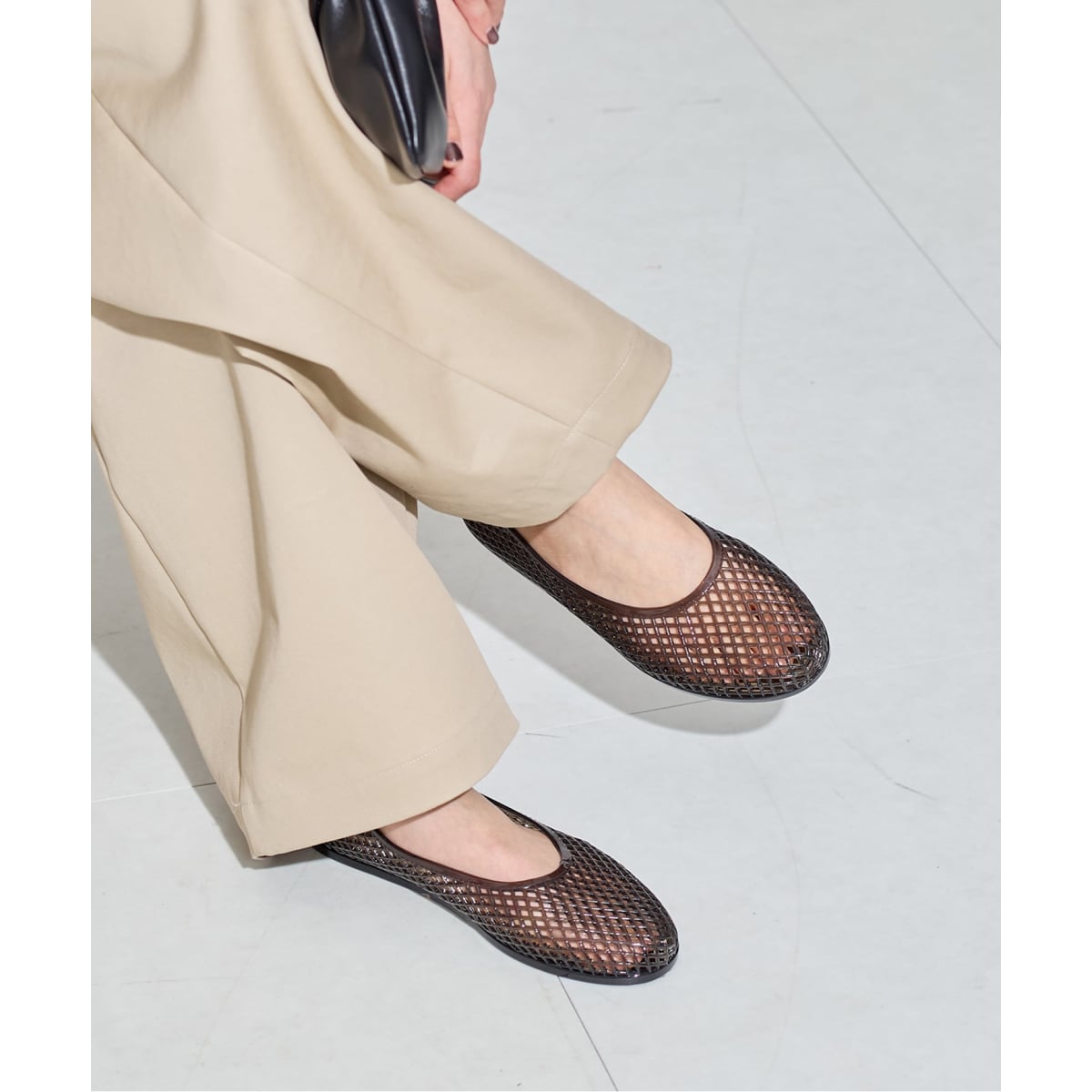 [�}���C]�s�ǉ��tANCIENT GREEK SANDALS IRO �t���b�g�V���[�Y 12104_1011/�W���[�i���X�^���_�[�h ���T�[�W���ijournal standard L'essage�j �u���b�N