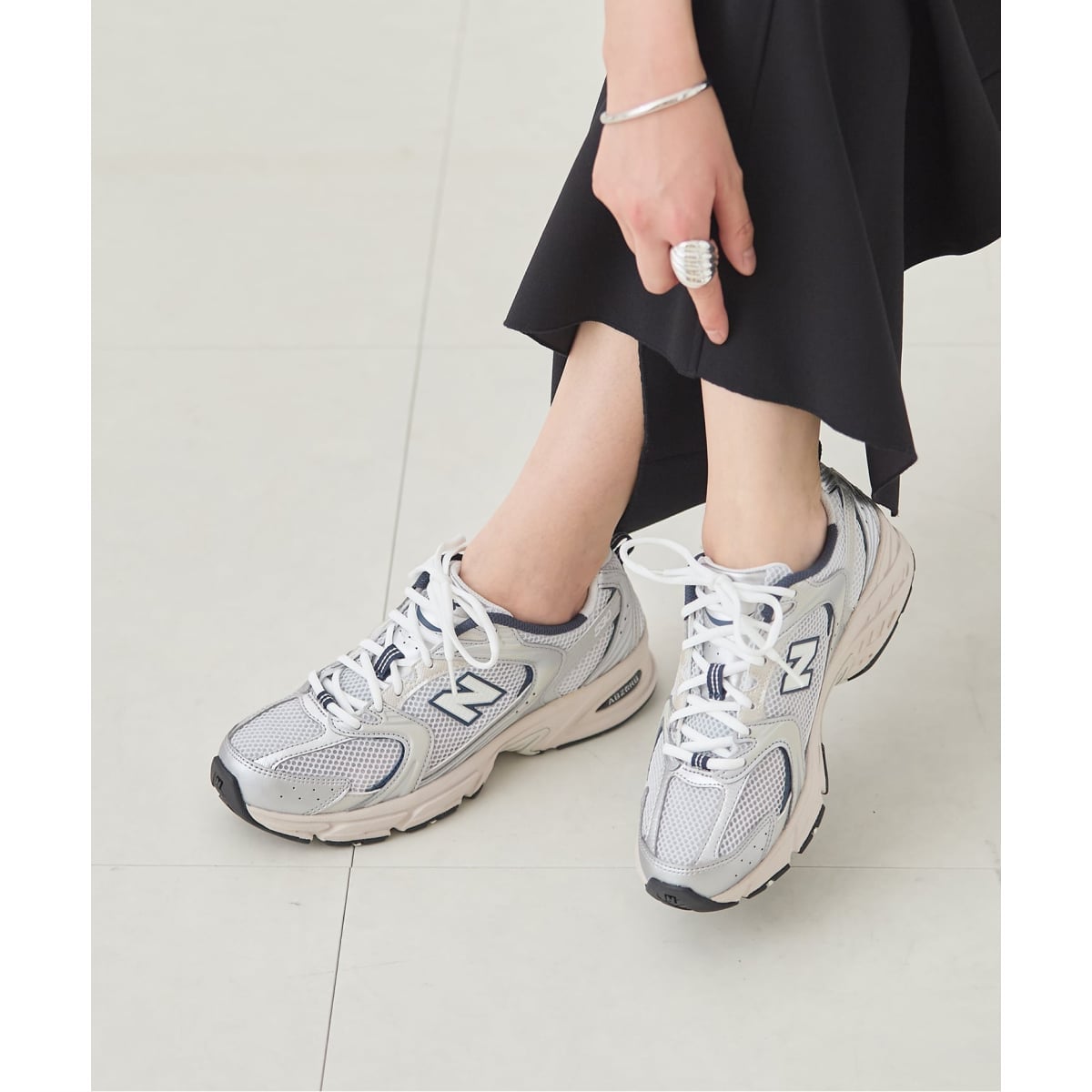 [�}���C]�s�\��tNEW BALANCE/�j���[�o�����X �X�j�[�J�[ MR530KA/�W���[�i���X�^���_�[�h ���T�[�W���ijournal standard L'essage�j �V���o�[