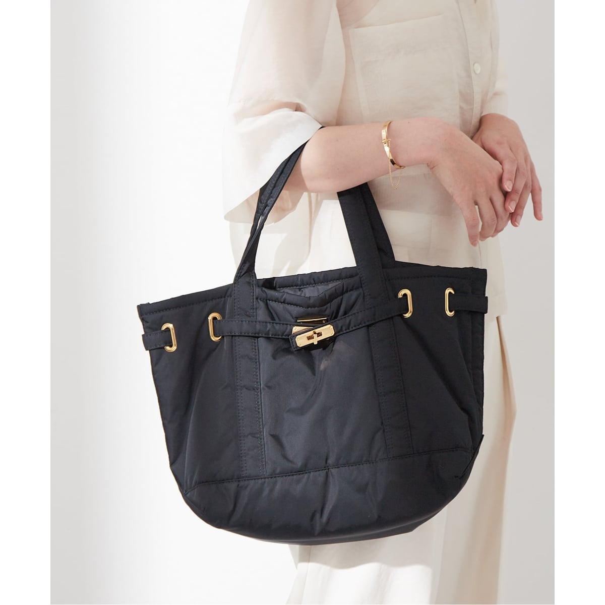 [�}���C]�s�ǉ��\��tSITA PARANTICA/�V�[�^�p�����e�B�J TOTE PE M �g�[�g�o�b�O/�W���[�i���X�^���_�[�h ���T�[�W���ijournal standard L'essage�j �u���b�N