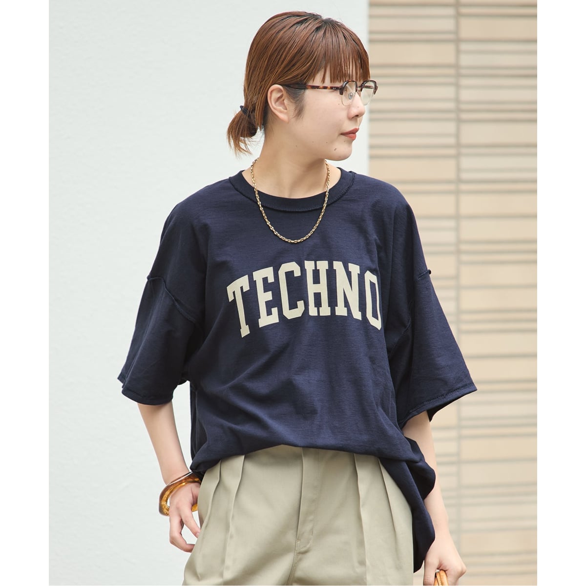 ISNESS MUSIC/イズネス ミュージック 別注カレッジ風Tシャツ 