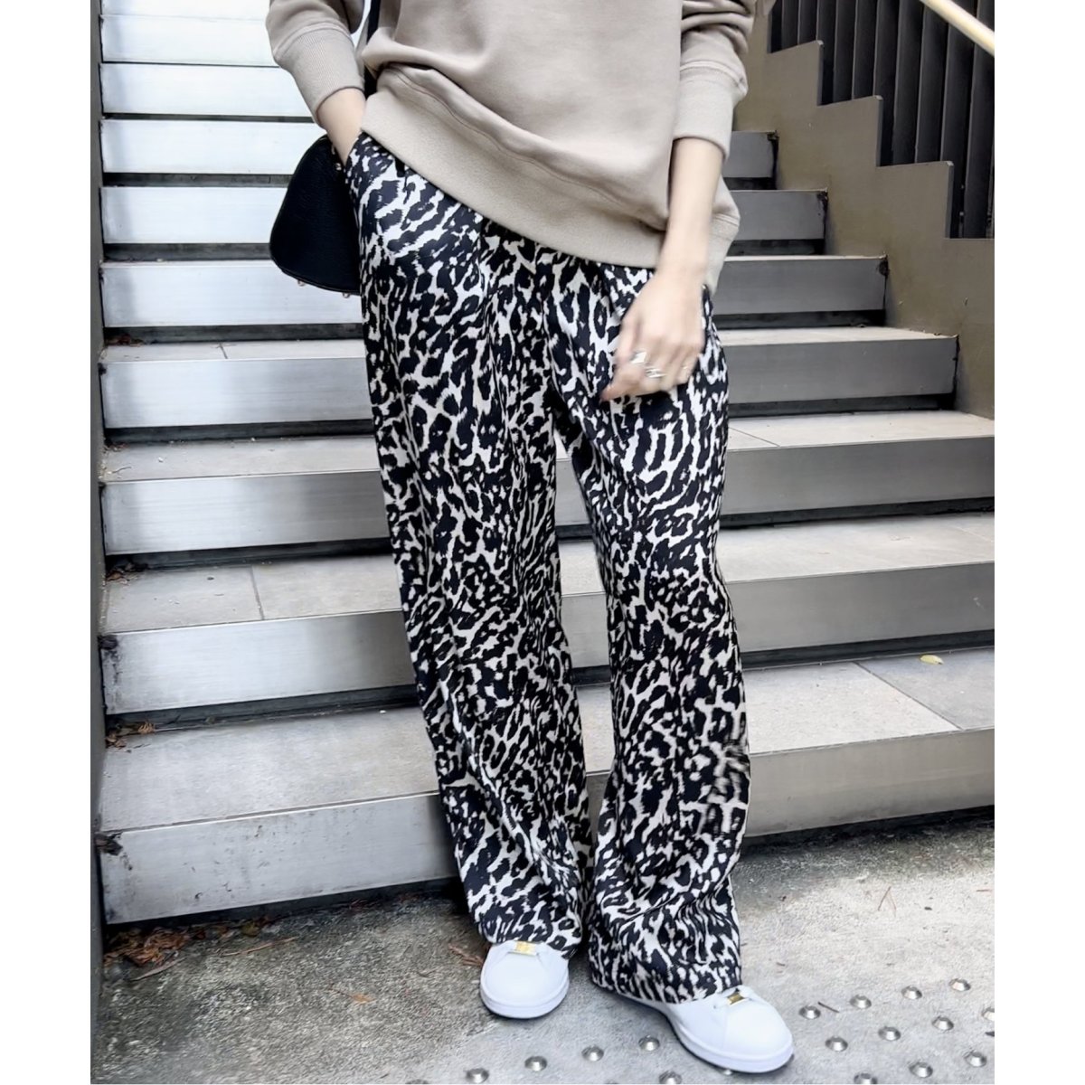 ESLOW/エスロー】LEOPARD PRINT TAPERED PANTS | スピック＆スパン(Spick and Span) |  マルイウェブチャネル