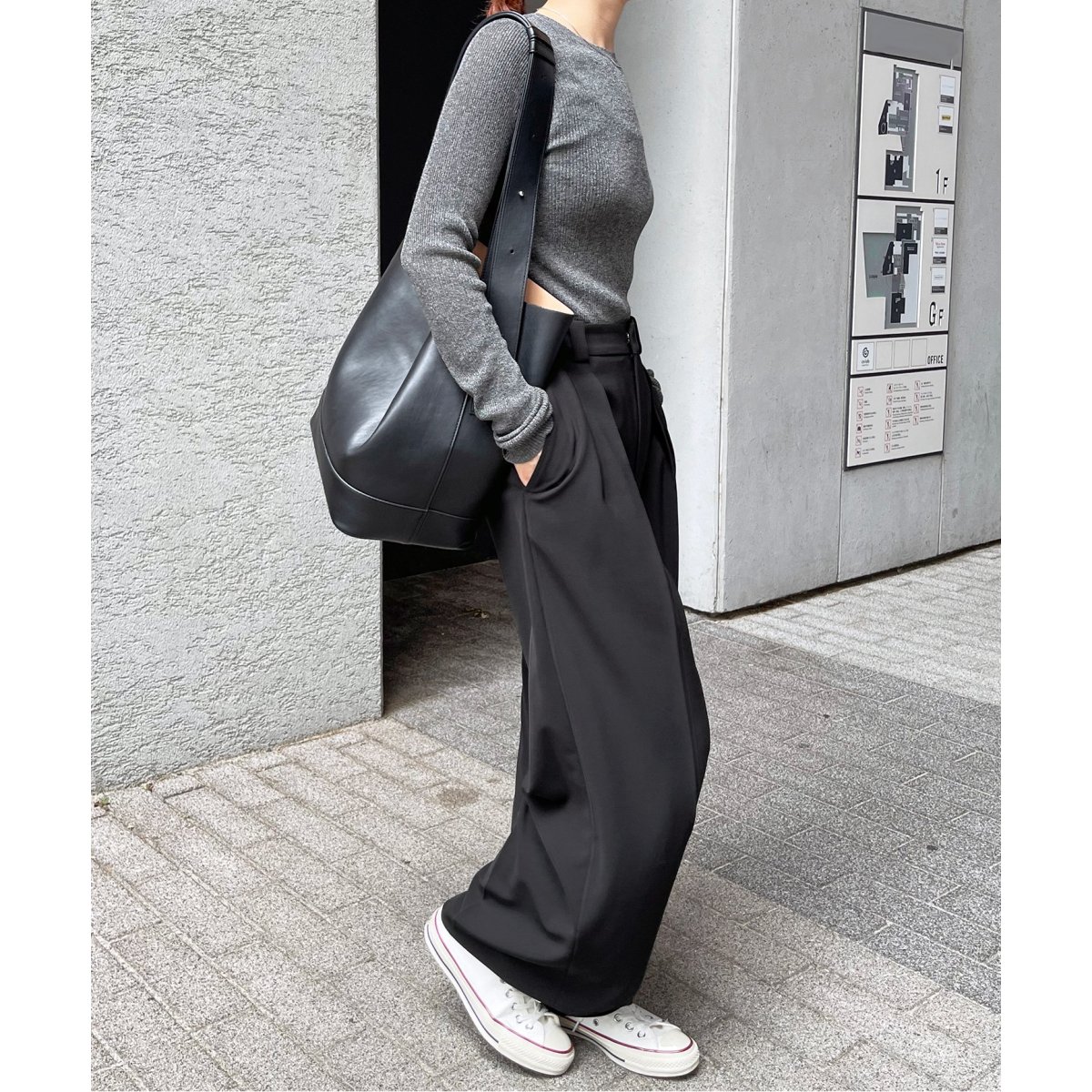Spick & Span ダブルクロス2タックワイドパンツ ブラック 36 Spick & Span（スピックアンドスパン）の「ダブルクロス