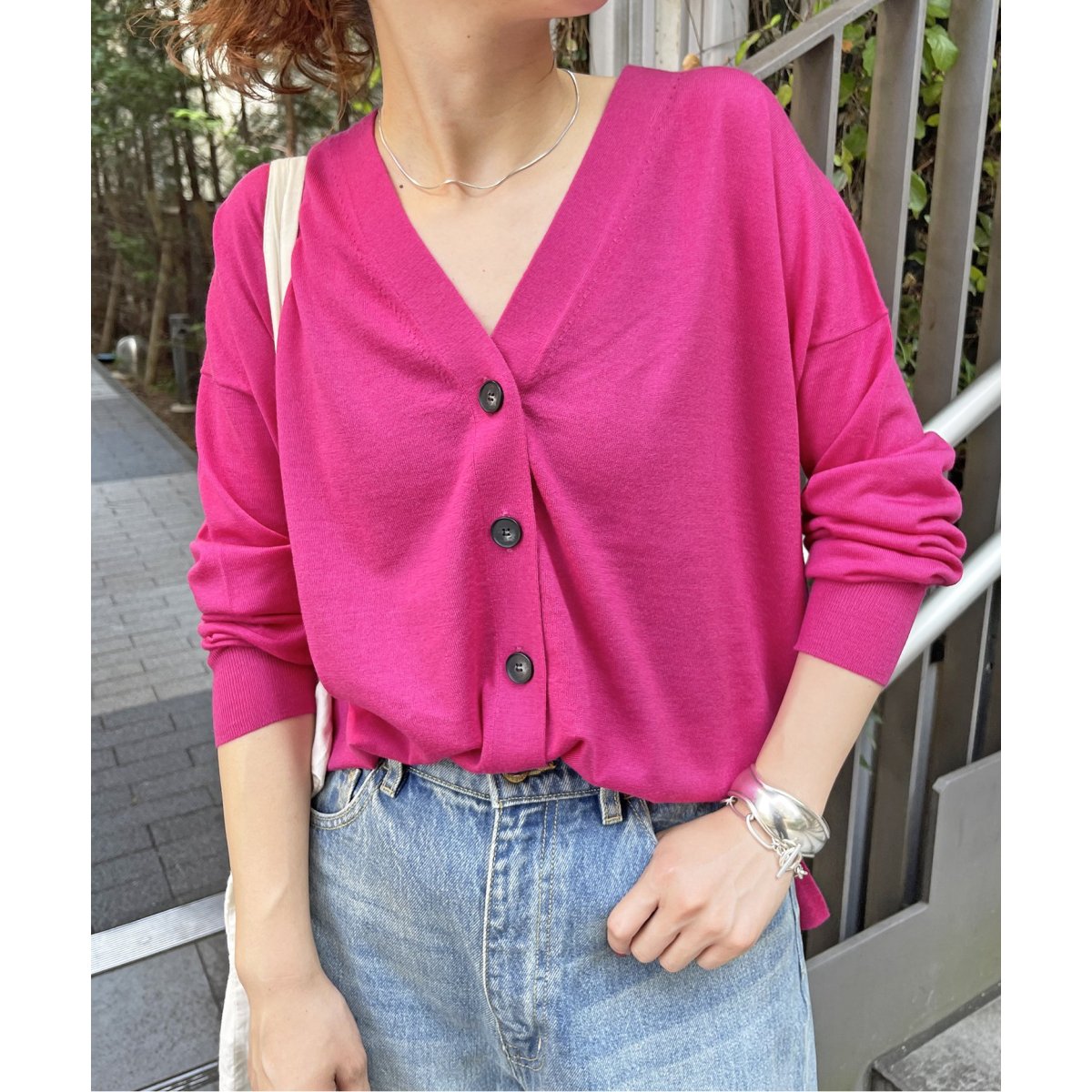 スピックアンドスパン 18G Vネックカーディガン ピンク Spick & Span - 【美品】 Spick and Span / スピックアンドスパン