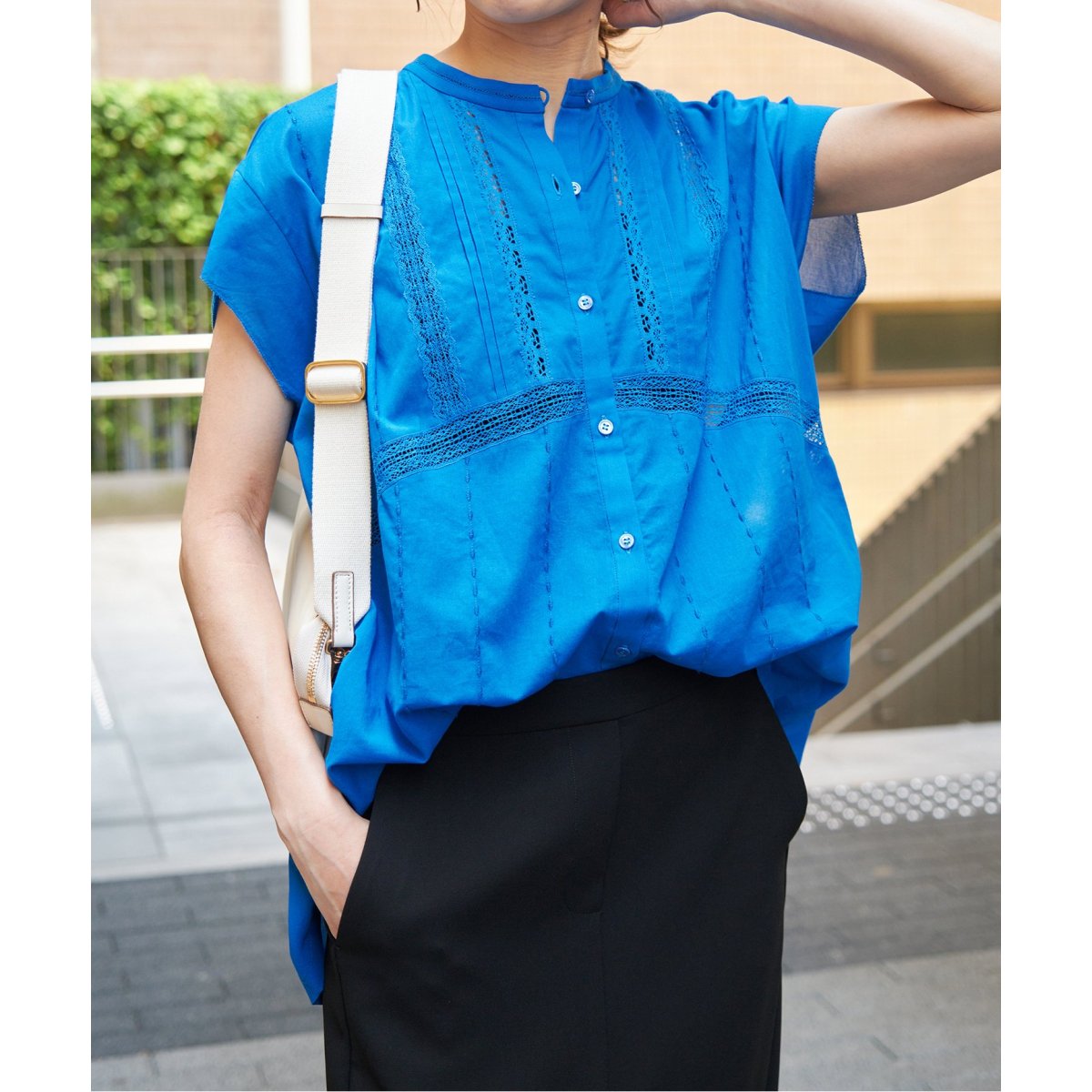 sachiです★美品★24SS 60ローンフレンチレースブラウス 60ローンフレンチレースブラウス | スピック＆スパン(Spick and