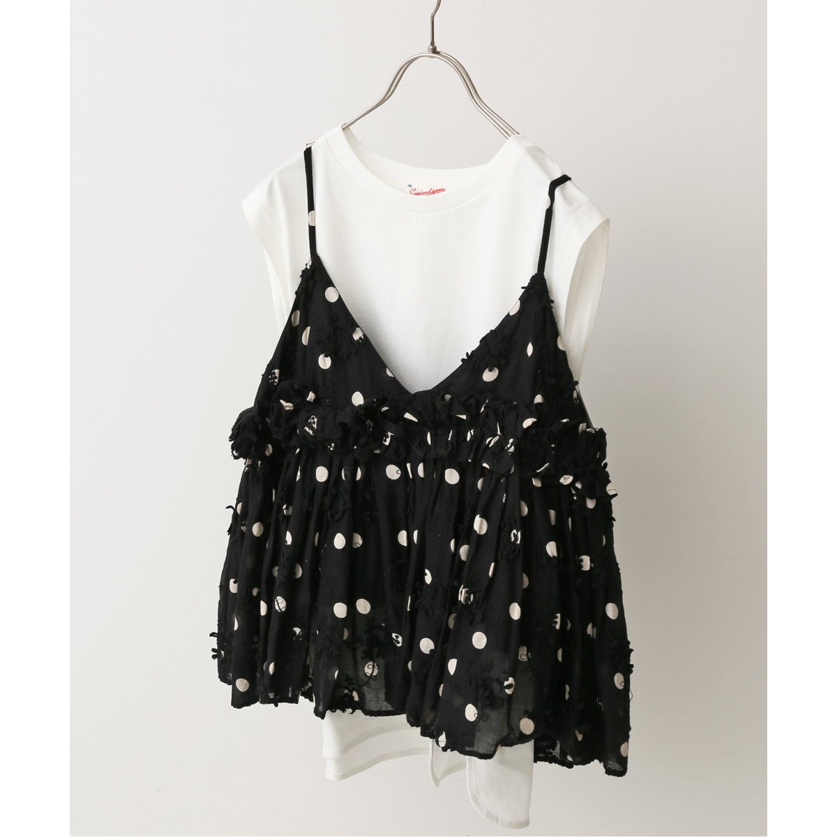 crinkle crinkle crinkle 3D embroidery dot camisole | スピック