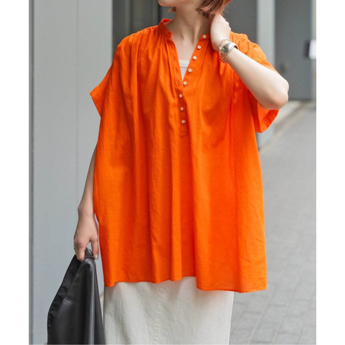 24SS Spick & Span コットンリネンギャザーフレンチスリーブシャツ Spick & Span - 24SS Spick & Span コットンリネンギャザー