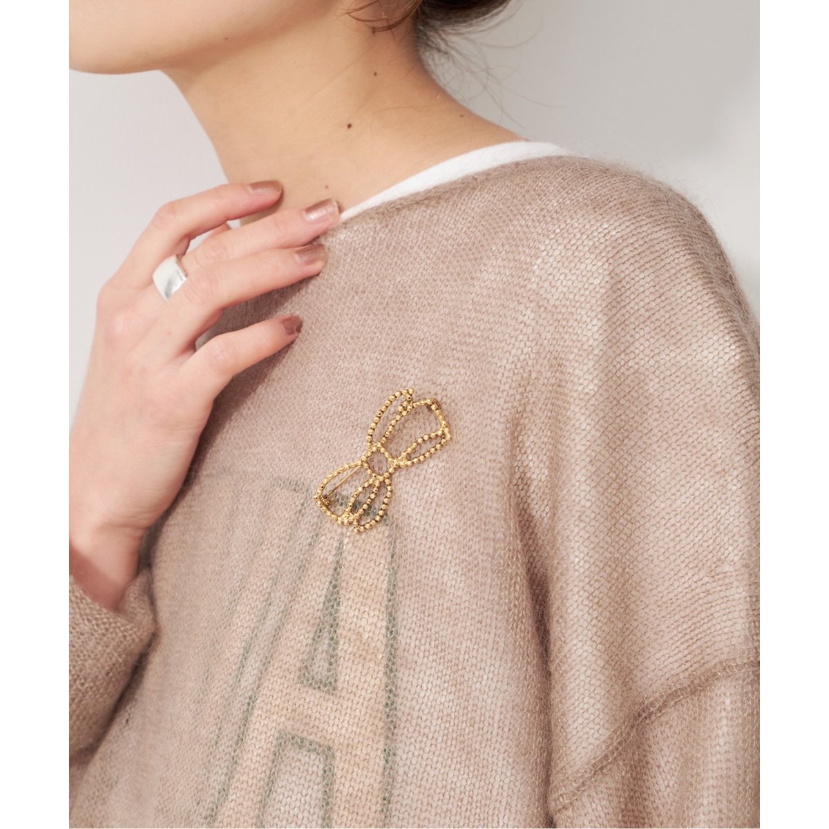 ADER Bijoux / アデル ビジュー CUTSELL ribbon brooch | スピック