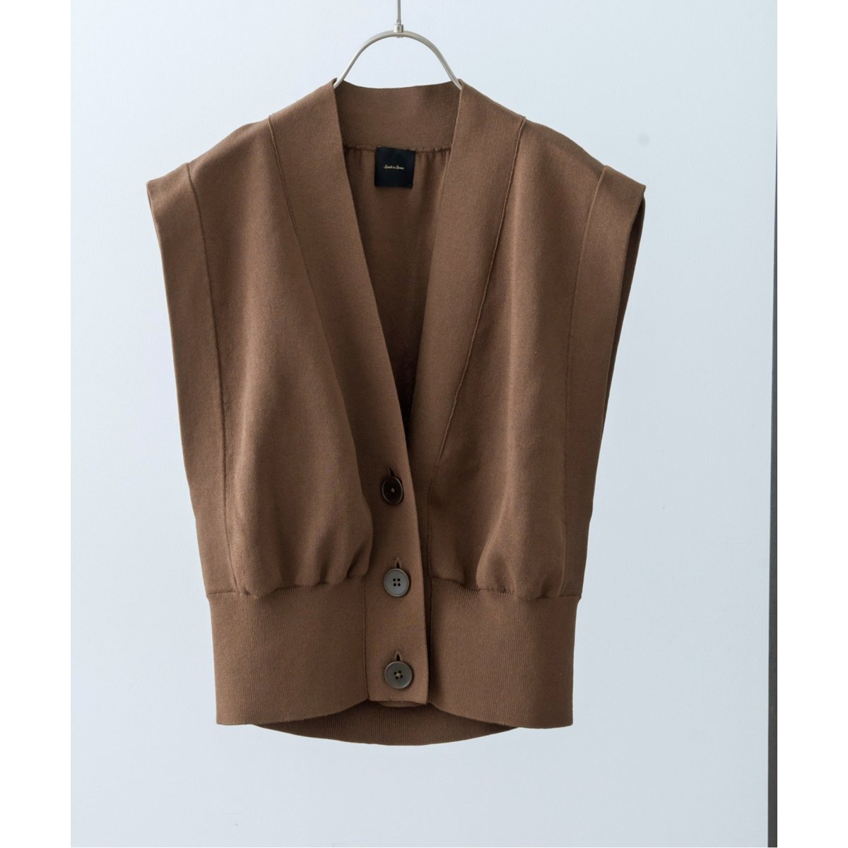 Vネックショートニットベスト | スピック＆スパン(Spick and Span