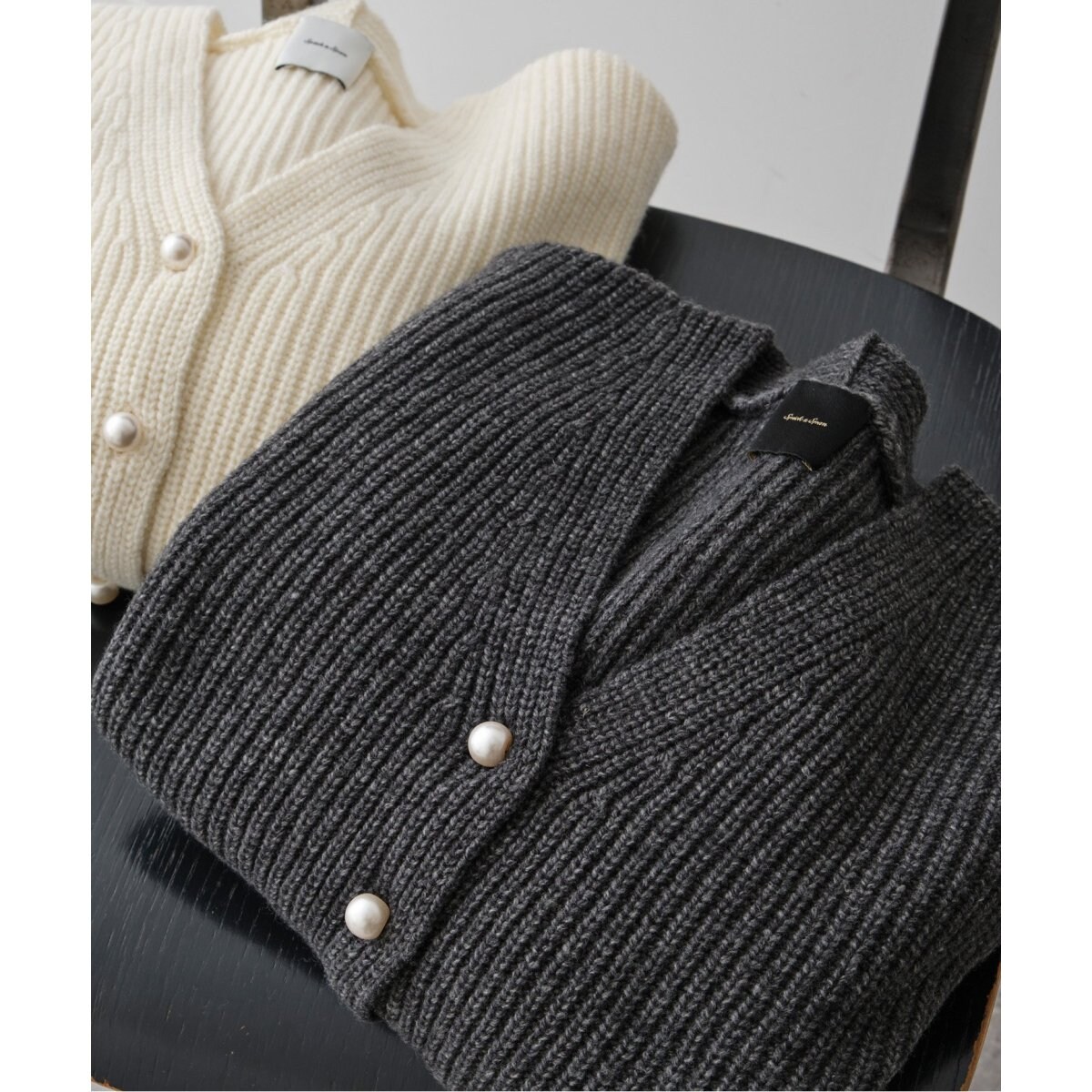 Spick and Span パール畦ニット カーディガン・新品 パール畦ニット カーディガン | スピック＆スパン(Spick and