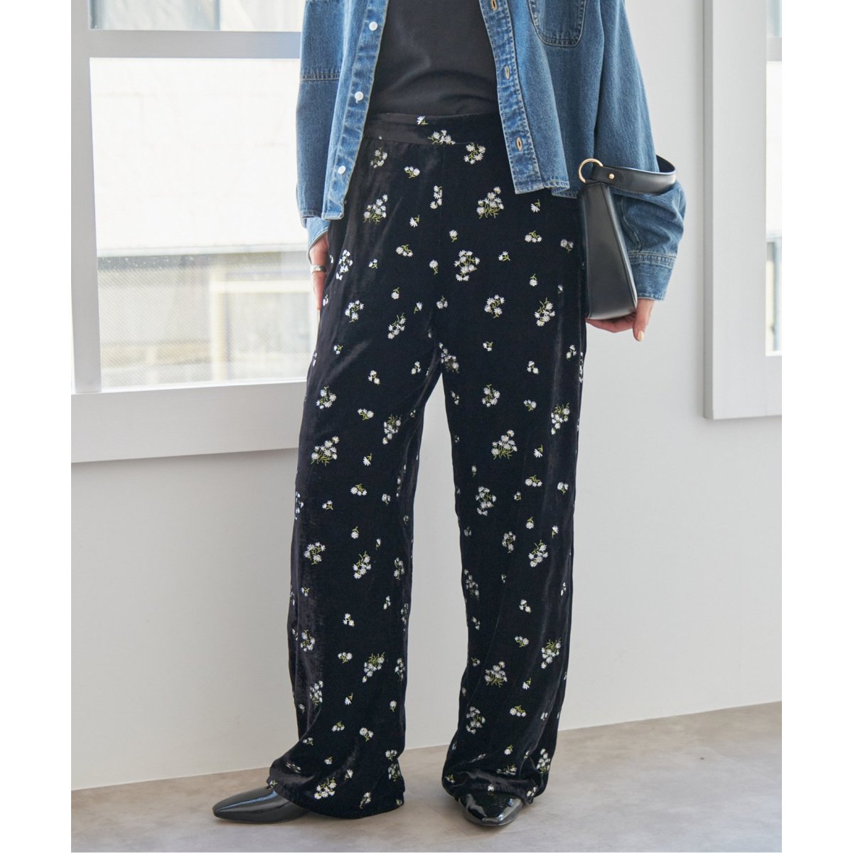 spick&span ブーケエンブロイダリーストレートパンツ ブーケエンブロイダリーストレートパンツ | スピック＆スパン